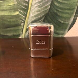 Bite Refillable Deodorant - Aluminum Case